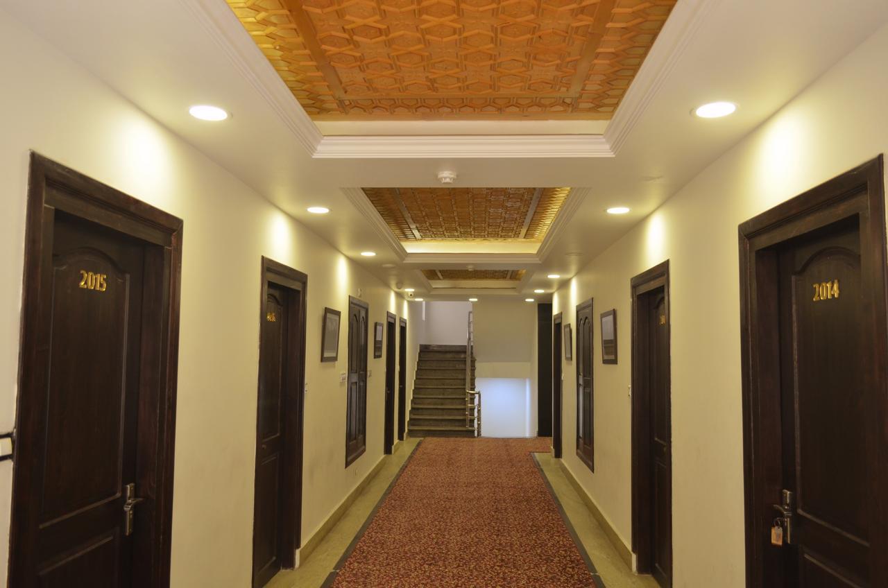 Hotel The Valley View Kashmir Srīnagar Extérieur photo