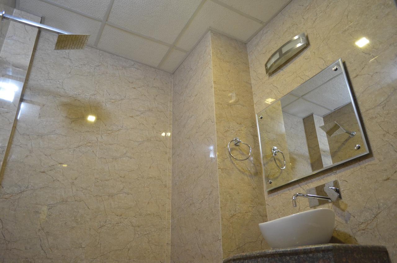 Hotel The Valley View Kashmir Srīnagar Extérieur photo